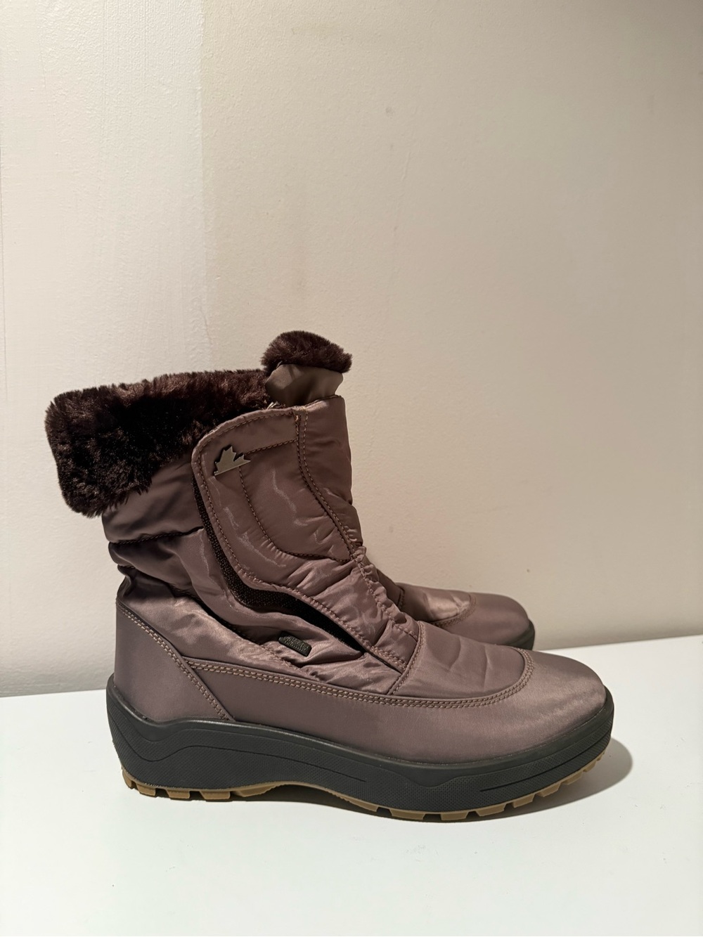 Pajar Canada Women's Kimmi Boots Waterproof Warm Taupe Ice Grippers shoe H50N10
